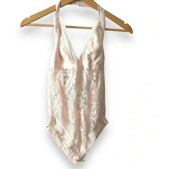 Aerie baby pink blush lace lingerie bodysuit M - Picture 2 of 7